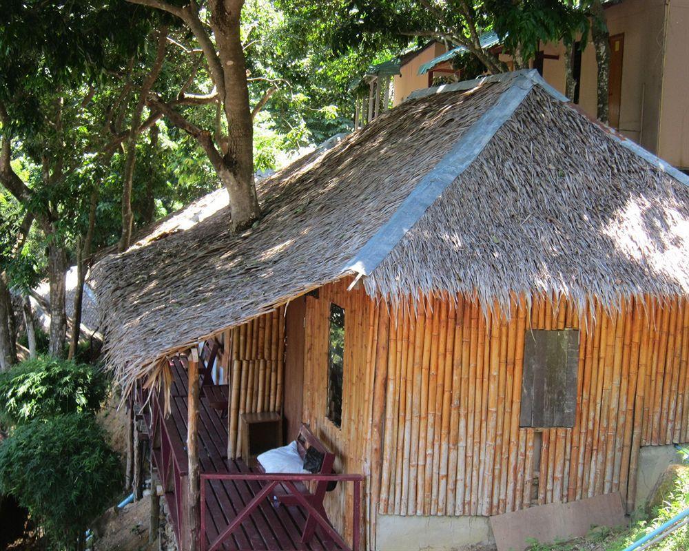 Bamboo Mountain View Phi Phi Resort Esterno foto