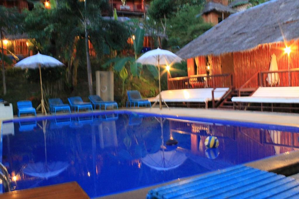 Bamboo Mountain View Phi Phi Resort Esterno foto