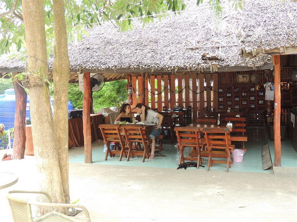 Bamboo Mountain View Phi Phi Resort Esterno foto
