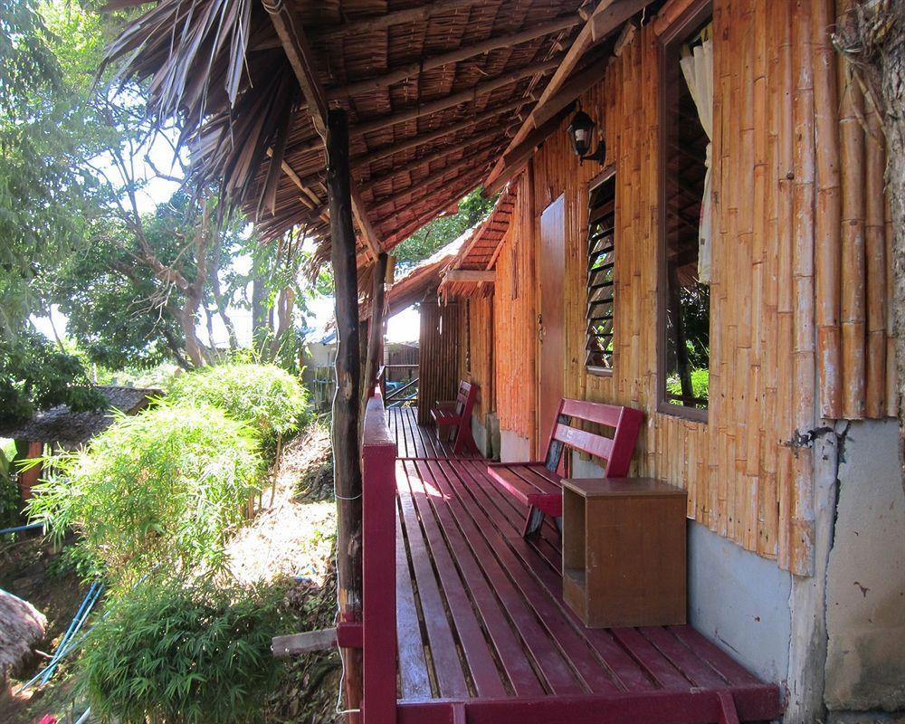 Bamboo Mountain View Phi Phi Resort Esterno foto