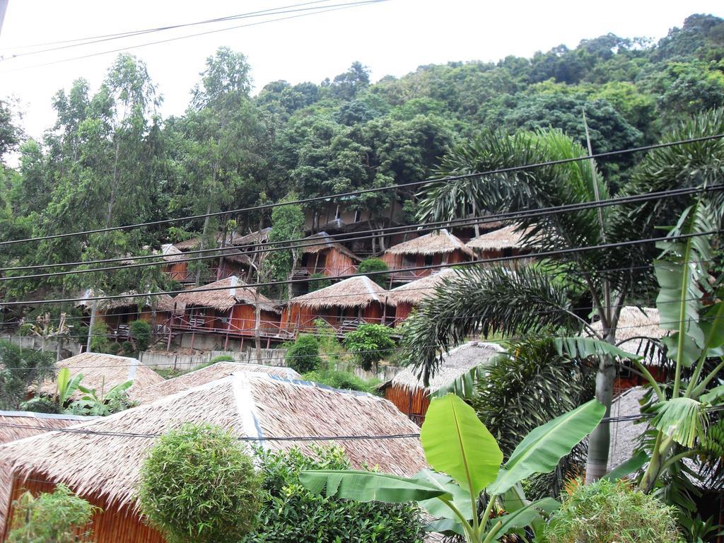Bamboo Mountain View Phi Phi Resort Esterno foto
